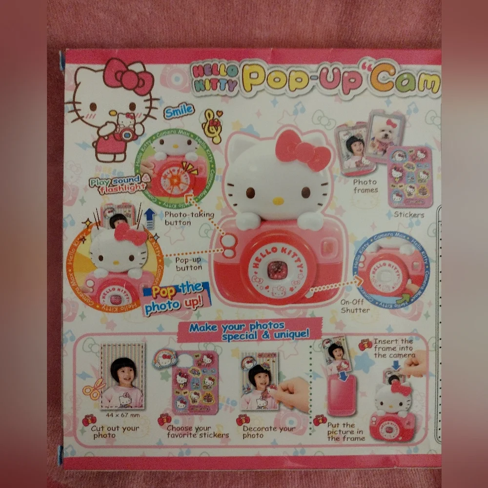 EXCLUSIVE - Hello Kitty Pop-Up Toy Camera - Picture 7 of 8